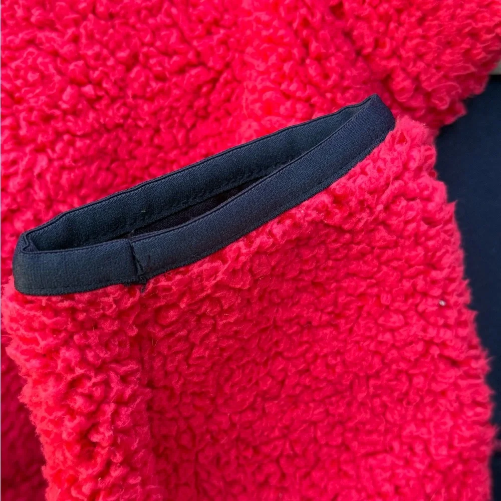 Columbia Woman’s Vibrant Red Sherpa Teddy Zip Up, XL - Picture 3 of 8